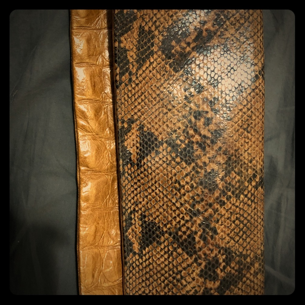 Vintage clutch